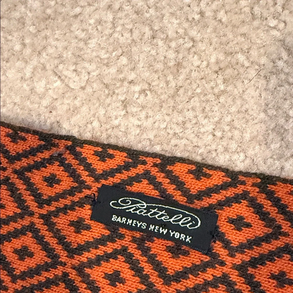 Piattelli Orange and Black Geometric Knit Scarf